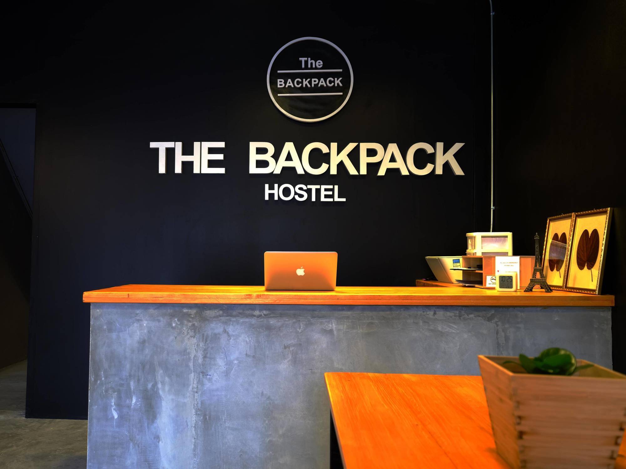 The Backpack Hostel Bangkok Luaran gambar